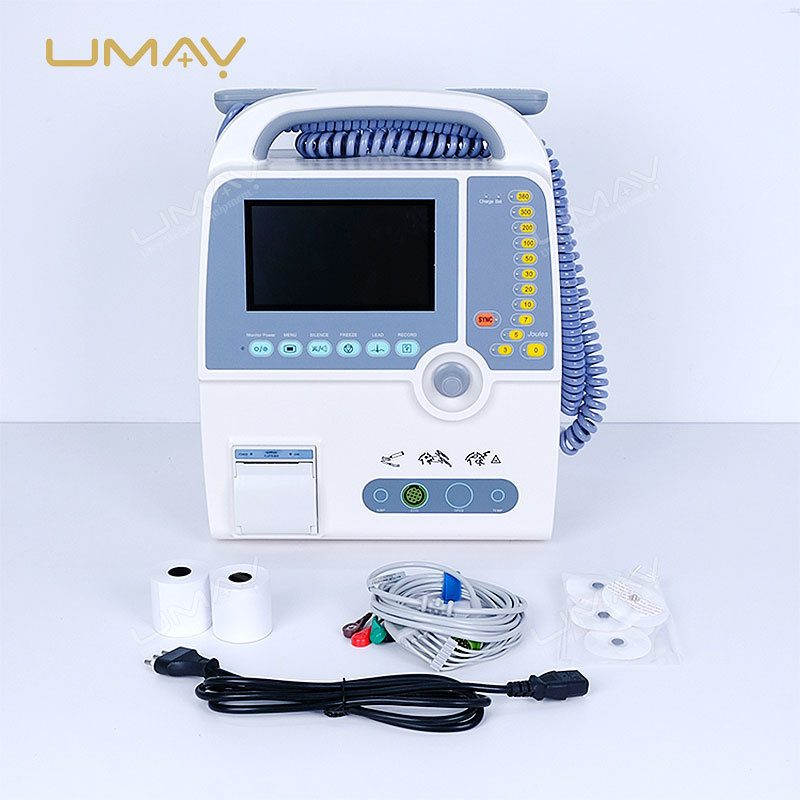 Transportable defibrillator monitor with integrated ECG and real-time report generation