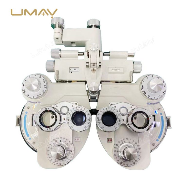 Ophthalmic Phoropter With Wide Sphere and Cylinder Range for Clinical Refraction Testing