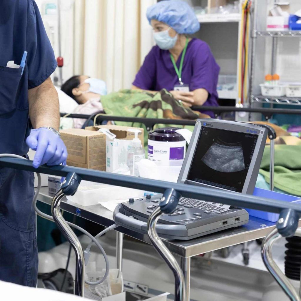 ICU-Emergency-bedside